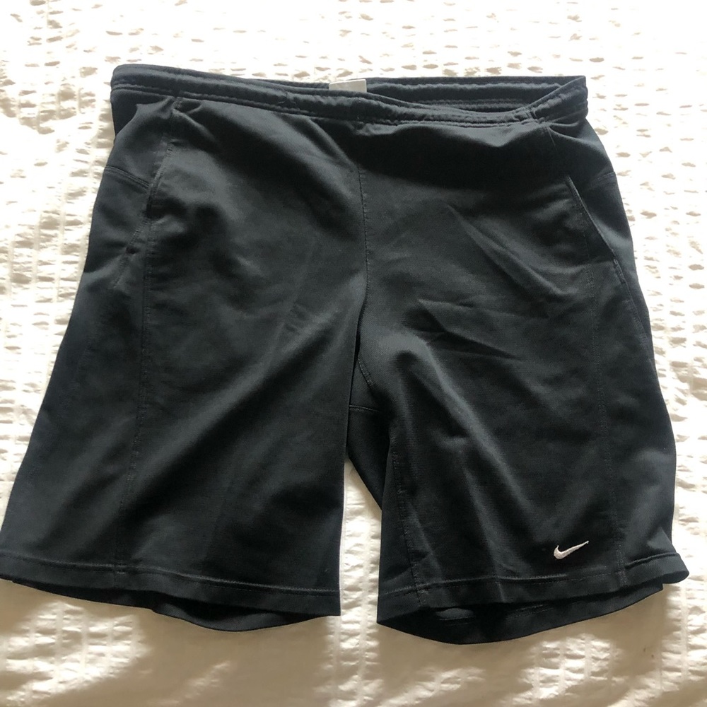 black Nike basketball shorts